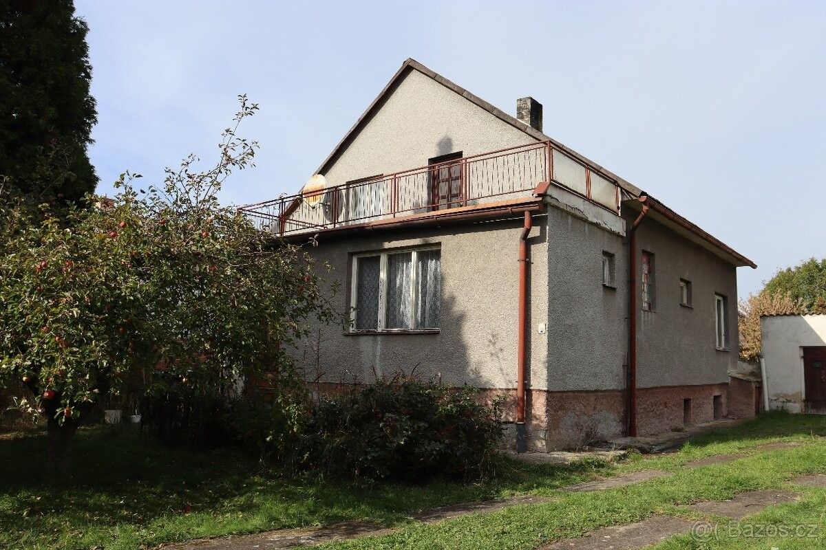 Rodinné domy, Podbořany, 441 01