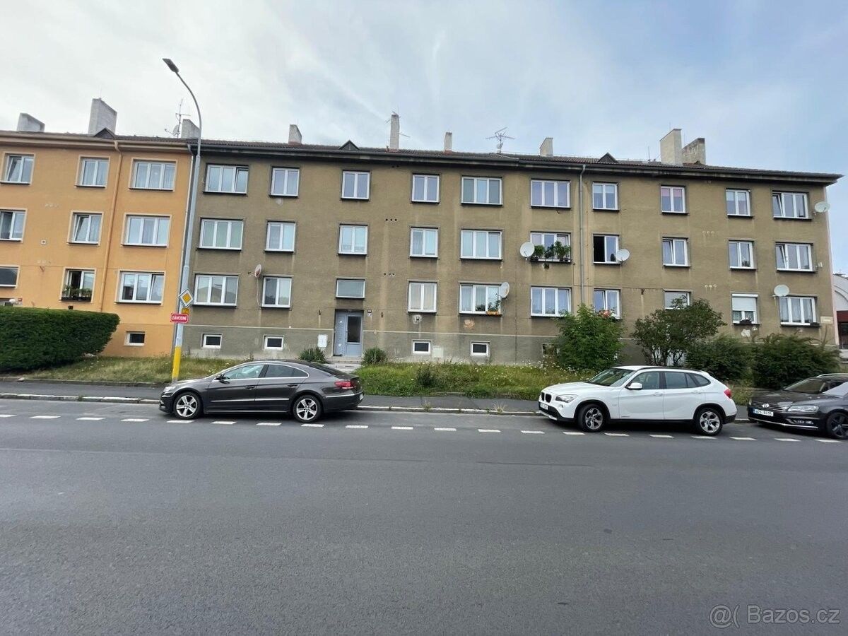 1+kk, Karlovy Vary, 360 01, 30 m²