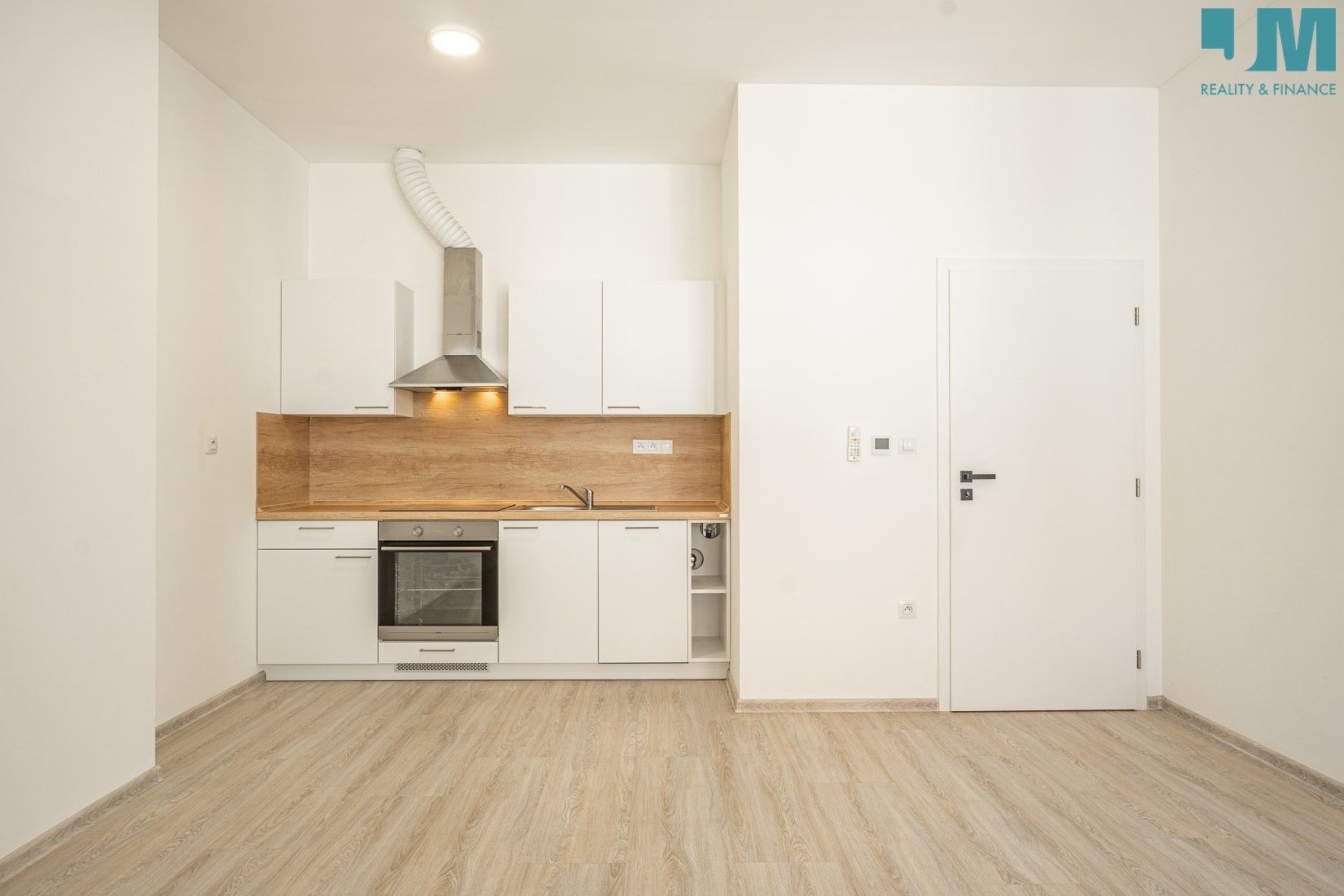 2+kk, Karlovo nám., Třebíč, 50 m²