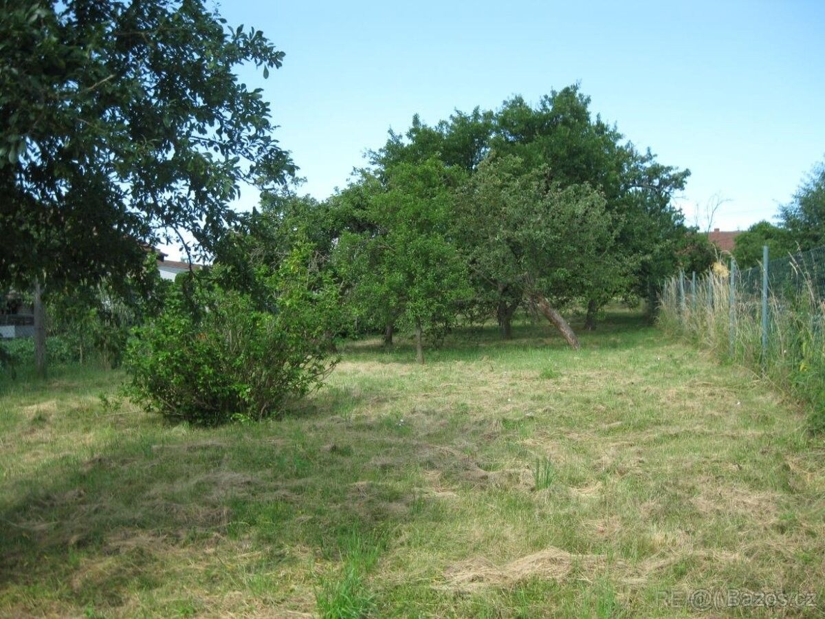 Prodej pozemek pro bydlení - Jalubí, 687 05