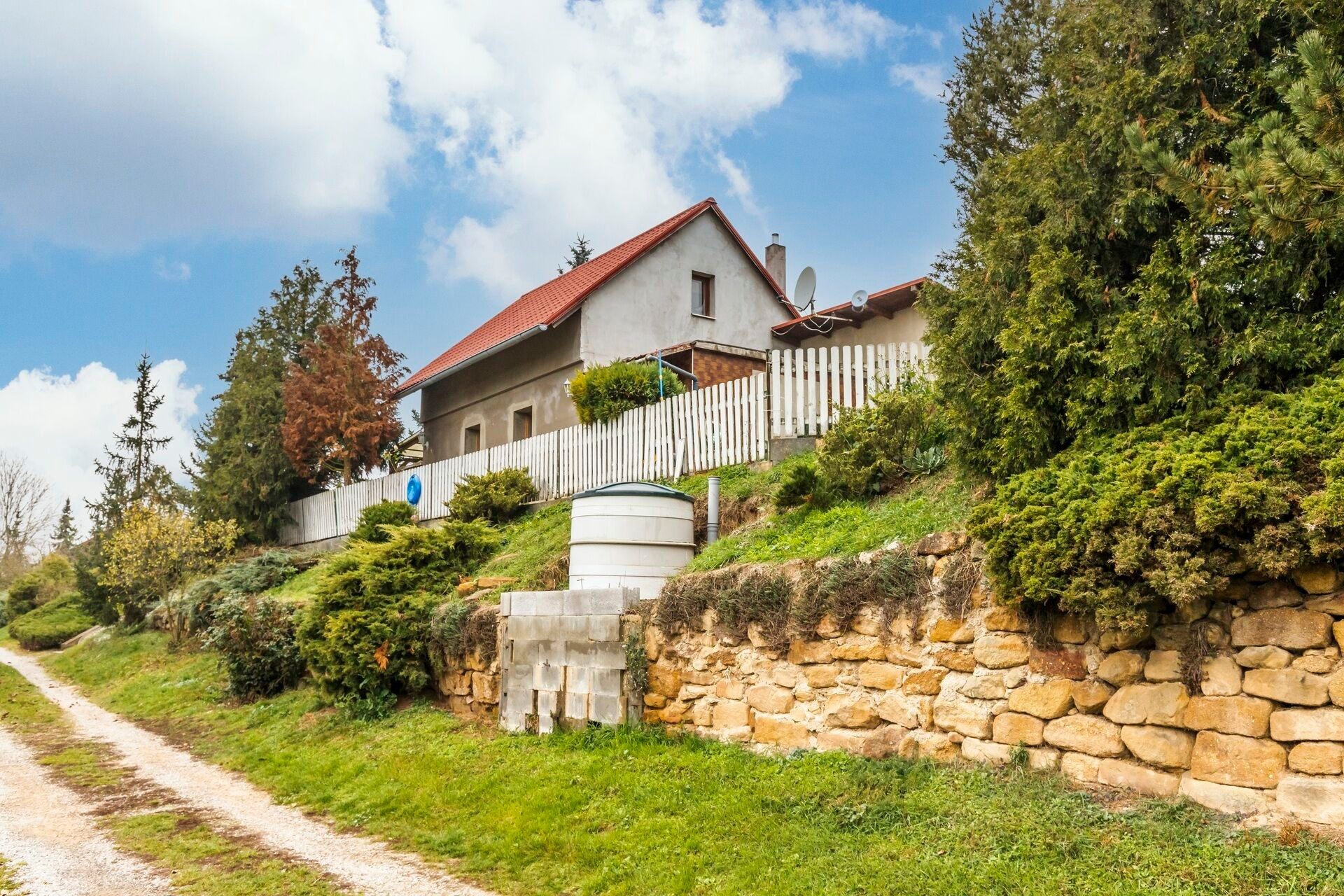 Prodej rodinný dům - Želevčice, Slaný, 98 m²