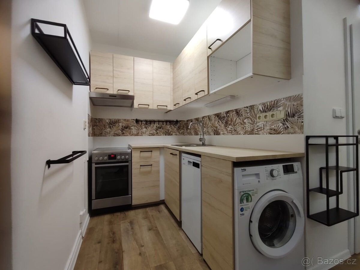 Byty, Hrádek u Rokycan, 338 42