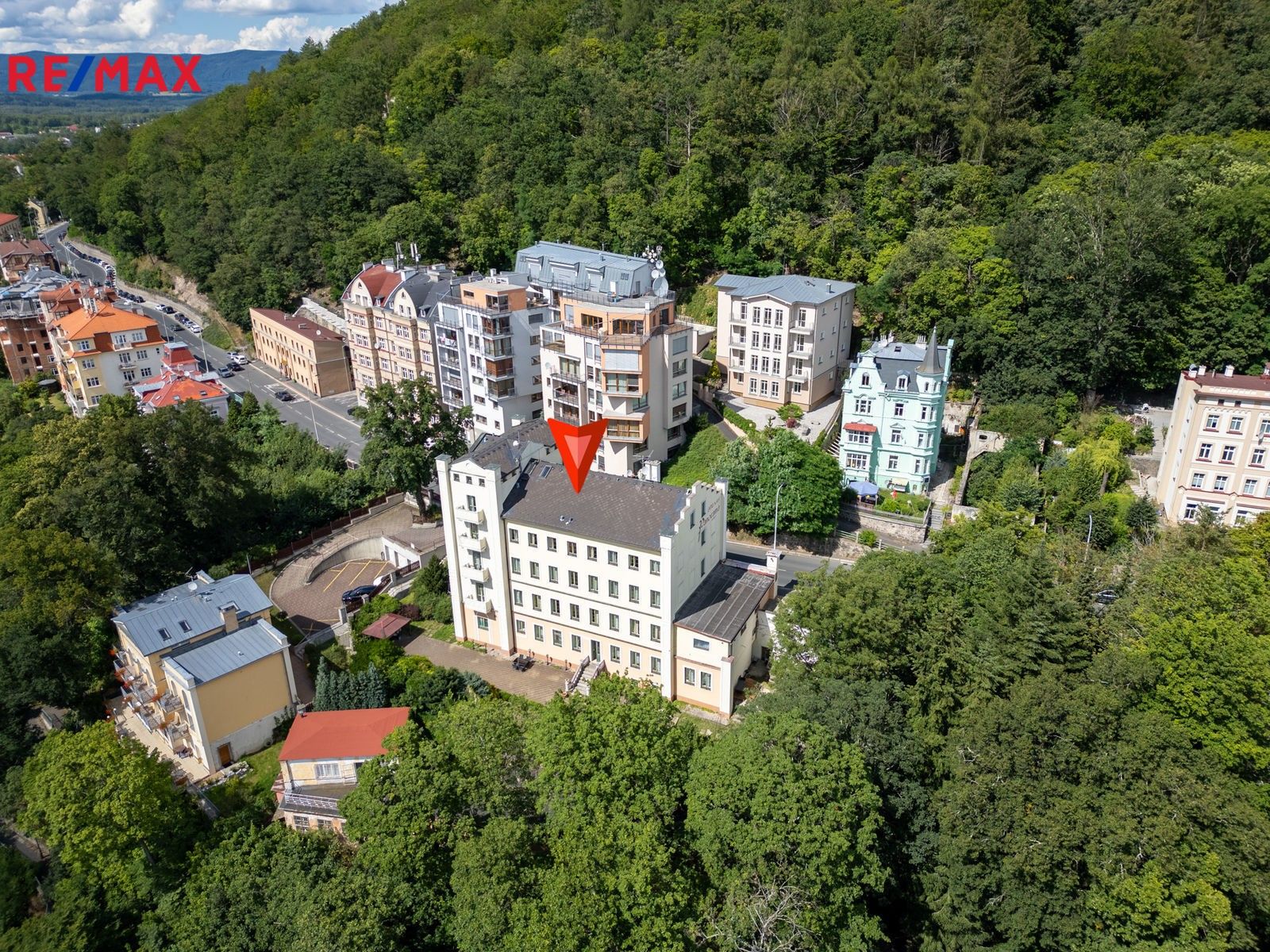 Ubytovací zařízení, Na Vyhlídce, Karlovy Vary, 1 580 m²