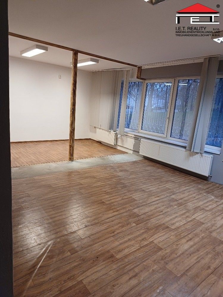 Pronájem obchodní prostory - Lískovecká, Frýdek-Místek, 330 m²