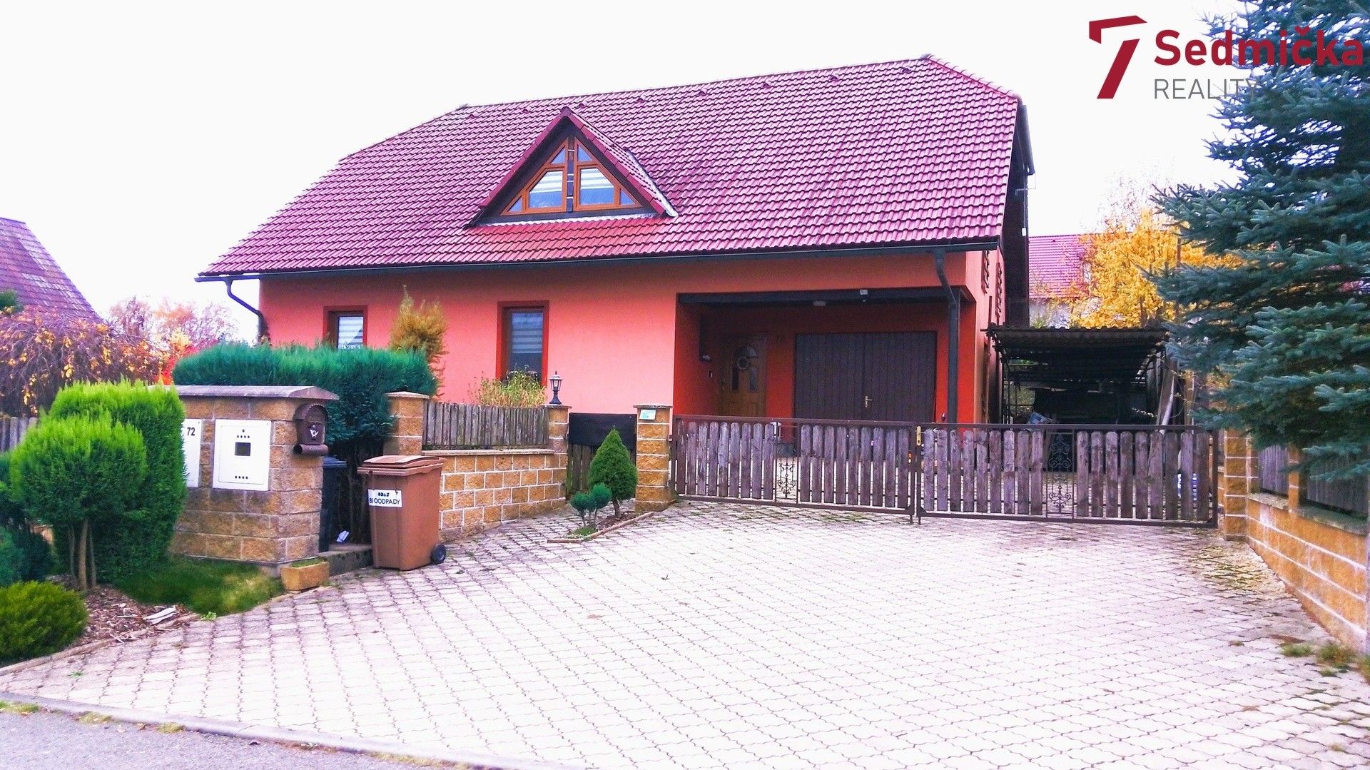 Prodej rodinný dům - Lhotka, 201 m²