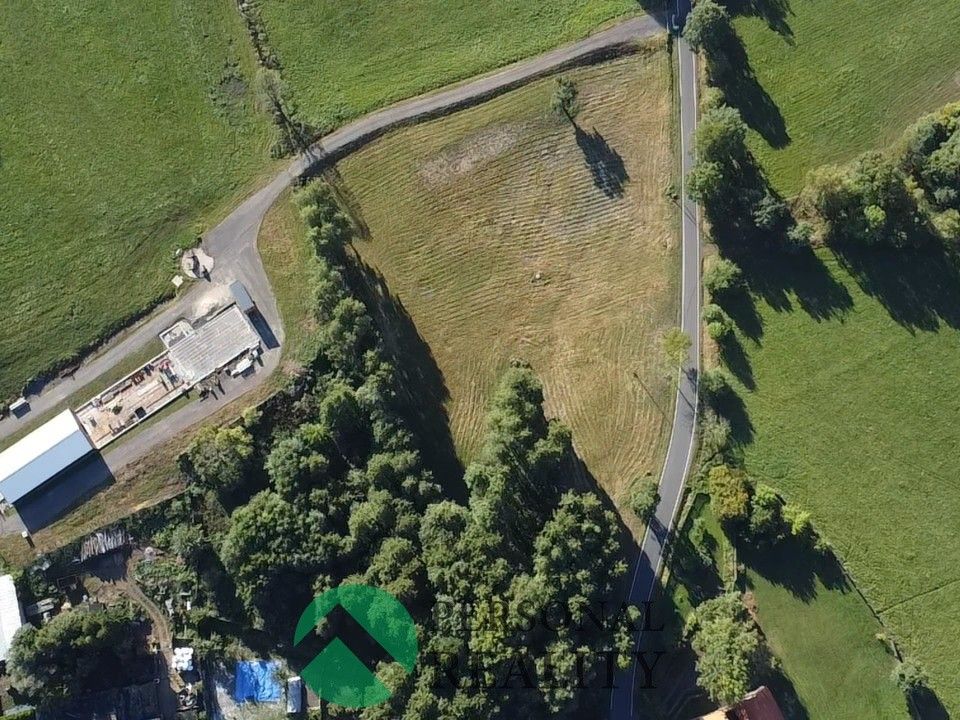 Prodej pozemek - Mukov, Hrobčice