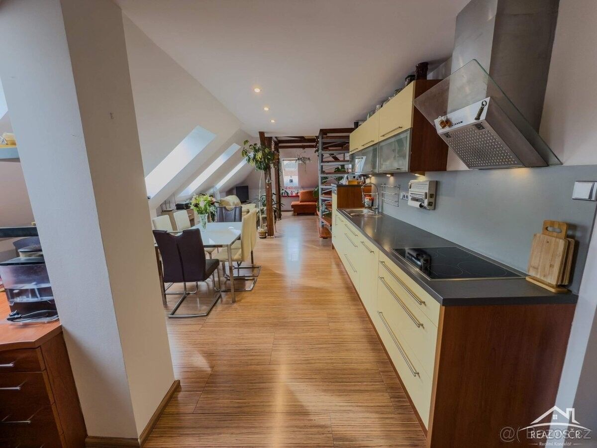 Byty, Jihlava, 586 01