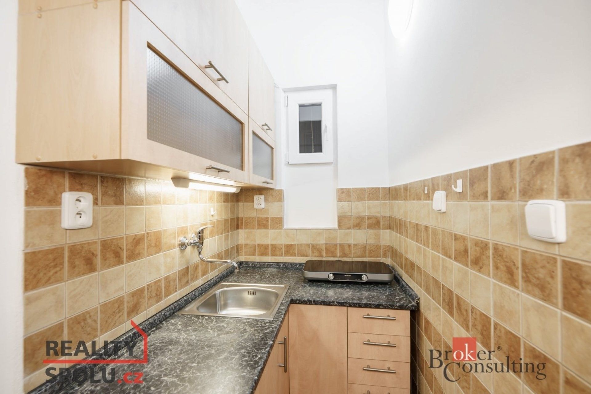 Pronájem byt 1+kk - Za poštou, Praha, 30 m²