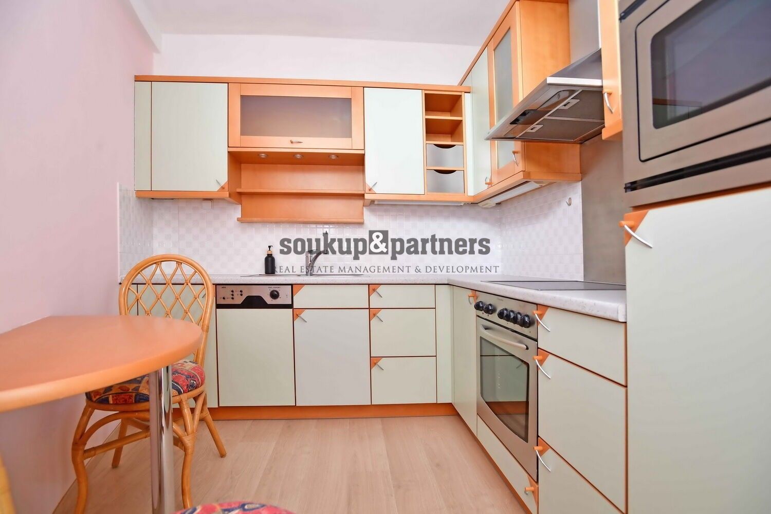 Pronájem byt 2+kk - Vinohradská, Praha, 47 m²