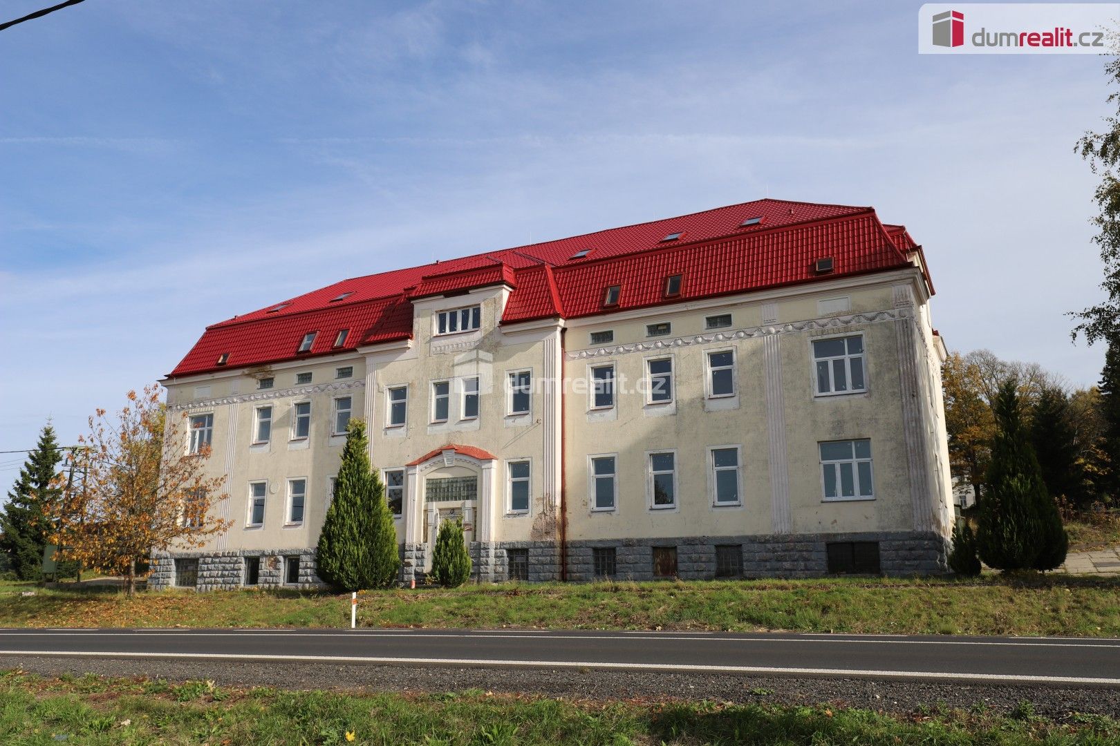 Ubytovací zařízení, Nový Žďár, Aš, 2 000 m²