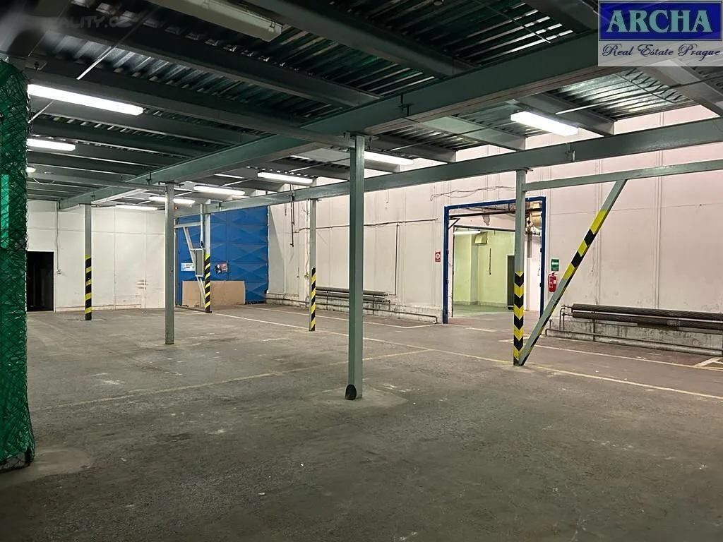 Sklady, Evropská, Praha, 460 m²