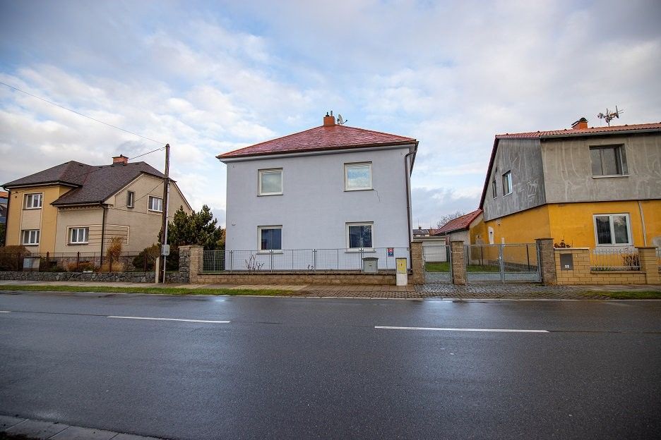 Ostatní, K Zastávce, Hradec Králové, 180 m²