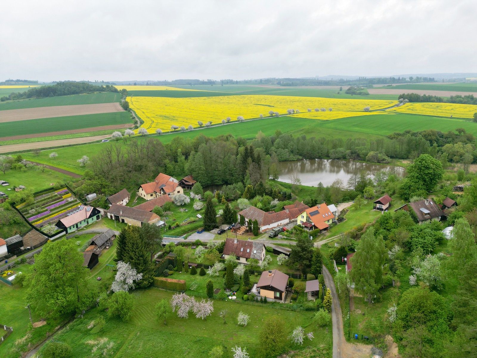 Pozemky pro bydlení, Vápovice, 890 m²