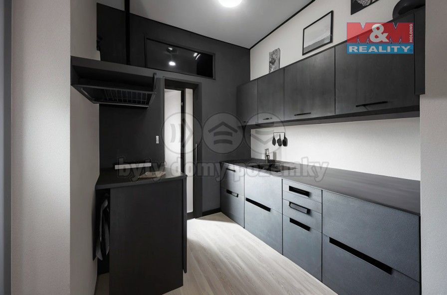 Prodej rodinný dům - Vraný, 70 m²