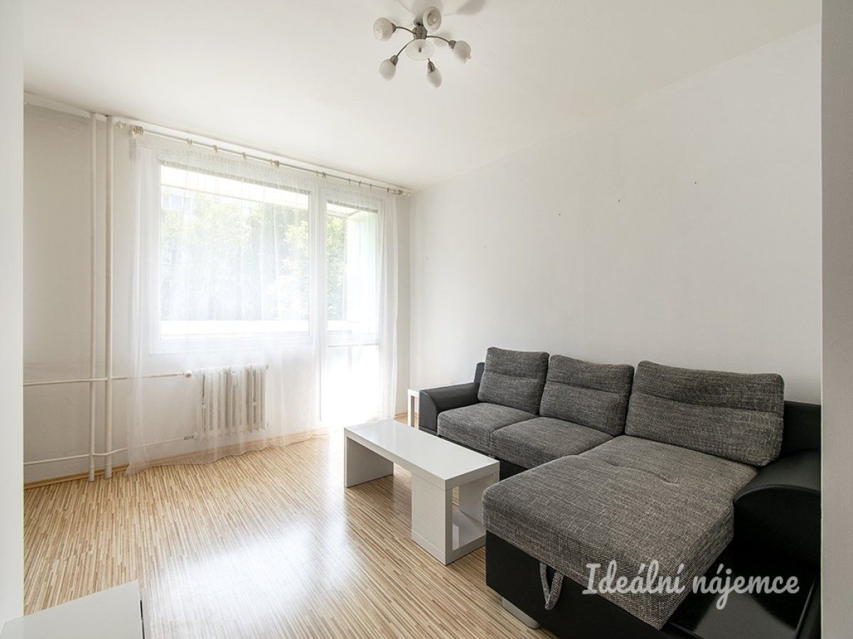 Pronájem byt 3+kk - Veltruská, Praha, 60 m²