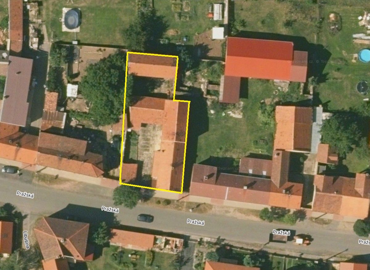 Prodej zemědělská usedlost - Václavské náměstí, Kněževes, 100 m²