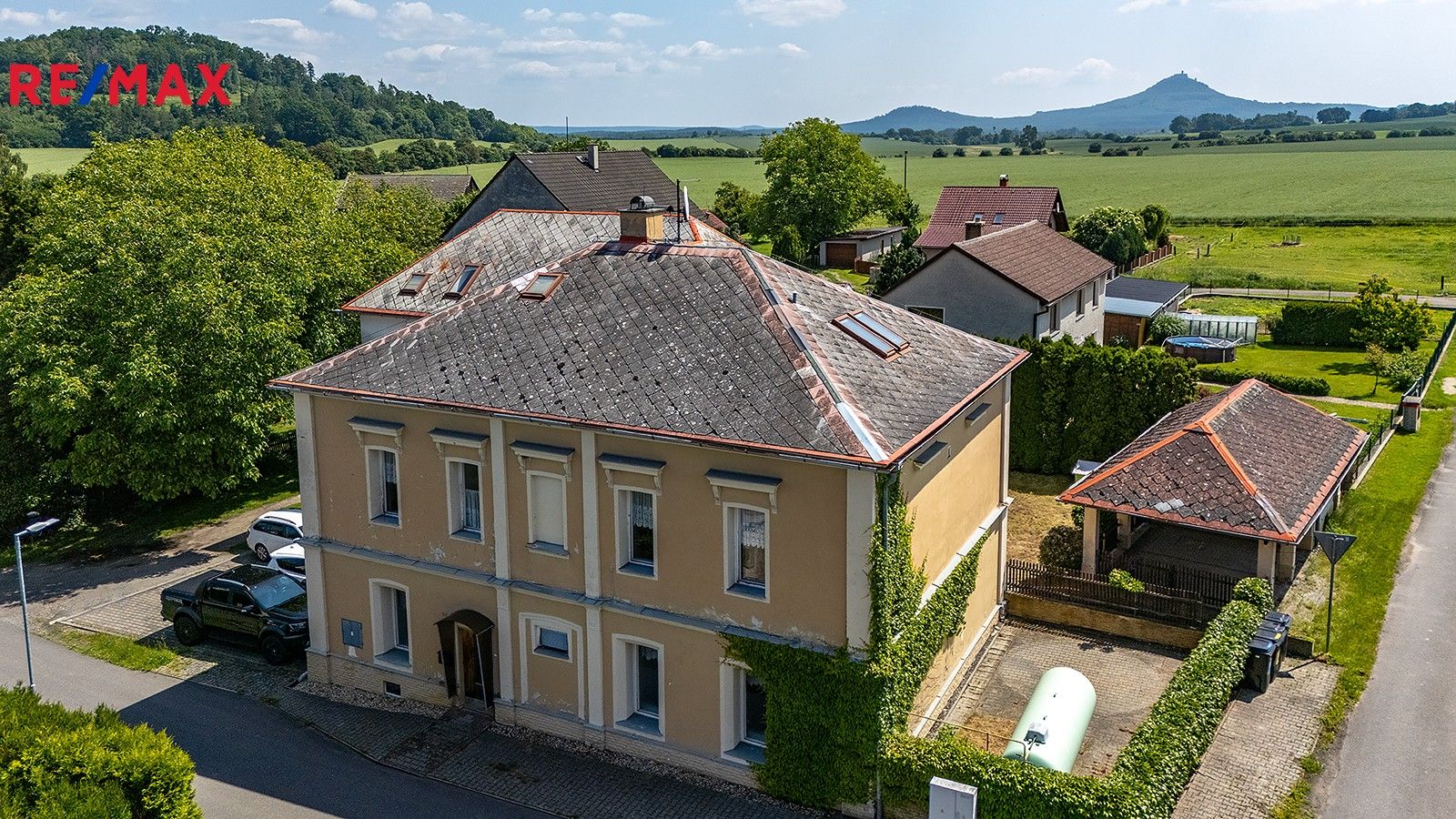 Rodinné domy, Zbyny, Doksy, 611 m²