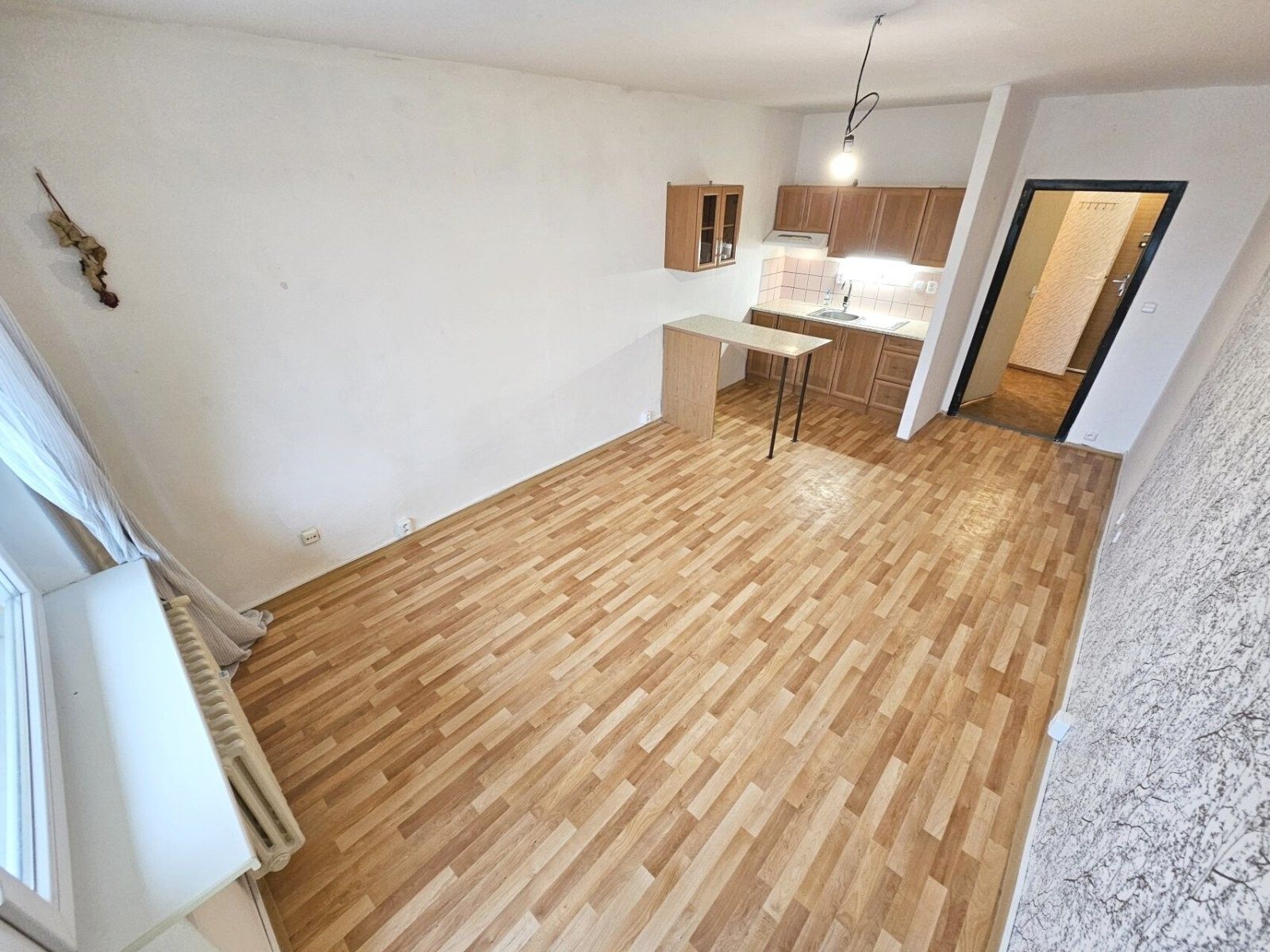 1+kk, Křivoklátská, Praha, 28 m²