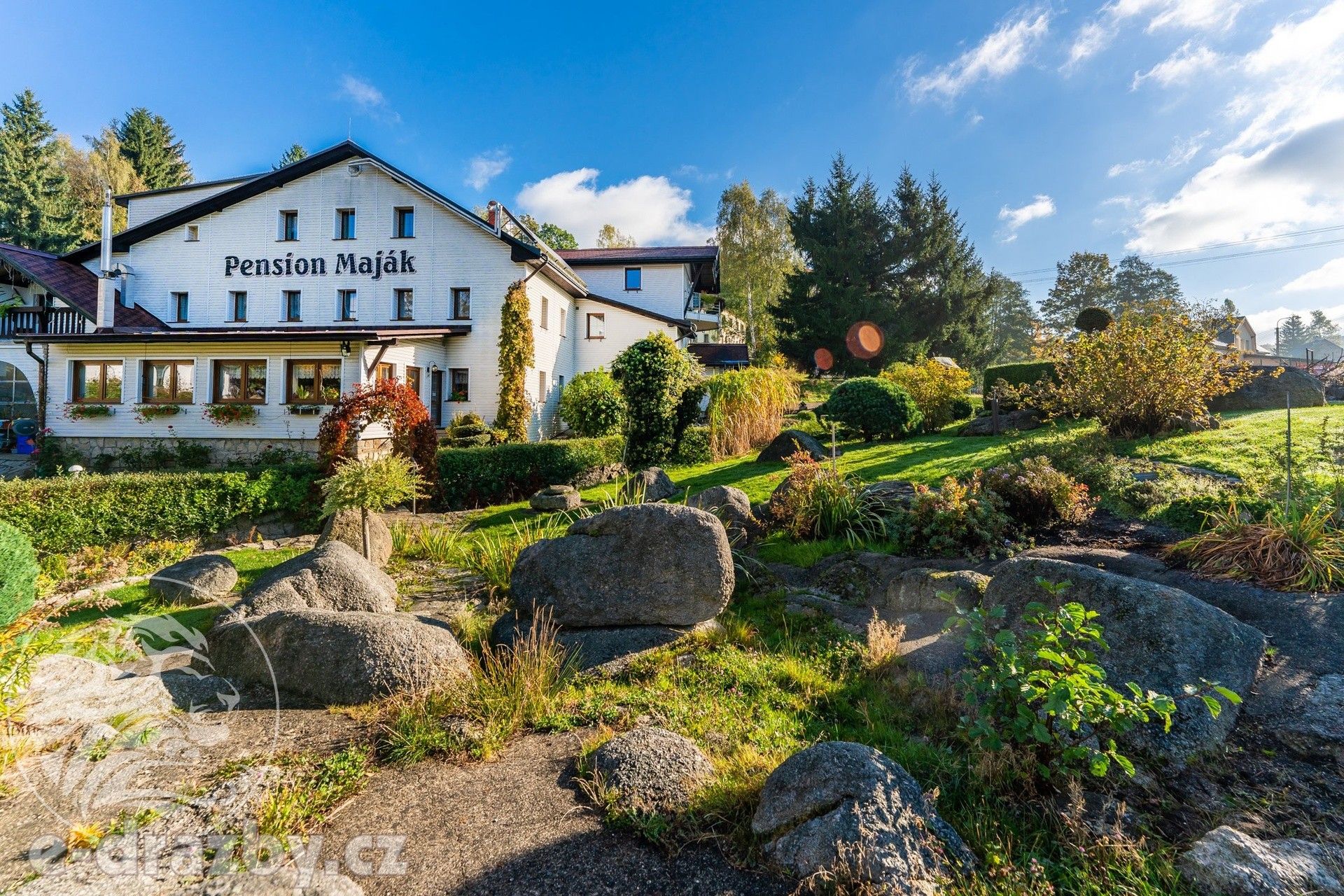 Prodej ubytovací zařízení - Nová Ves nad Nisou, 975 m²