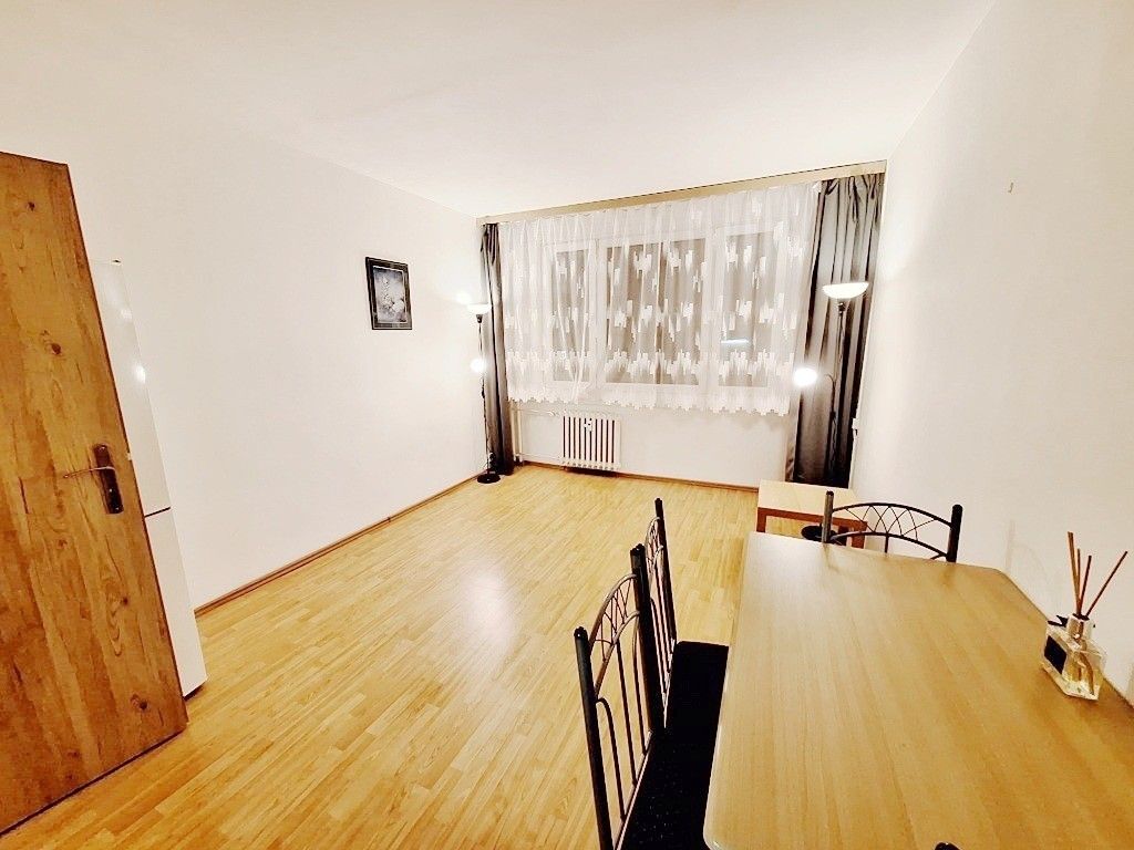 1+kk, Káranská, Praha, 28 m²