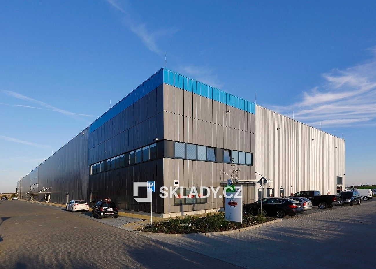 Sklady, Chrášťany, 163 m²