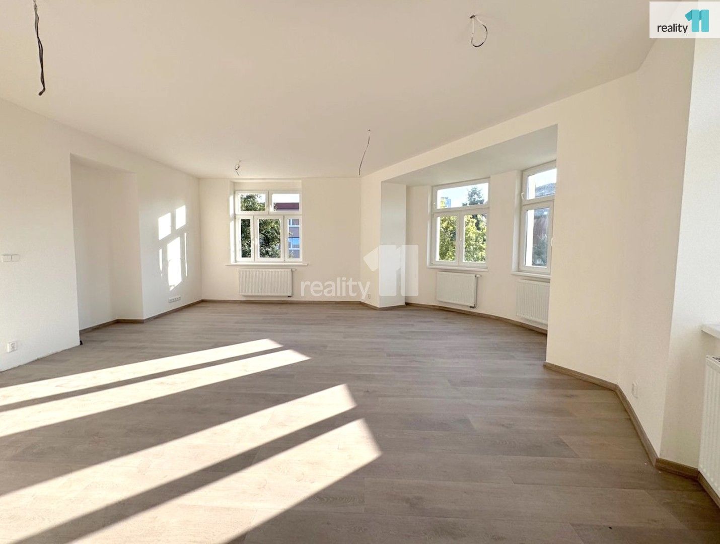 2+kk, Hanusova, Praha, 74 m²