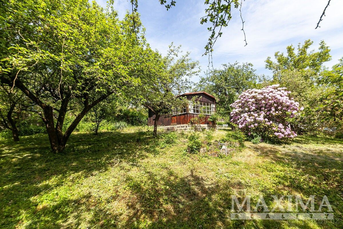 Pozemky pro bydlení, Dolní Břežany, 252 41