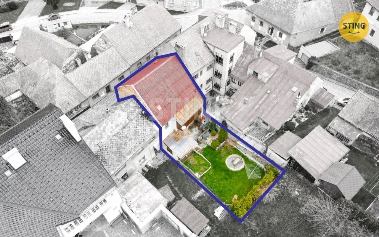 Prodej rodinný dům - Boženy Němcové, Skuteč, 150 m²