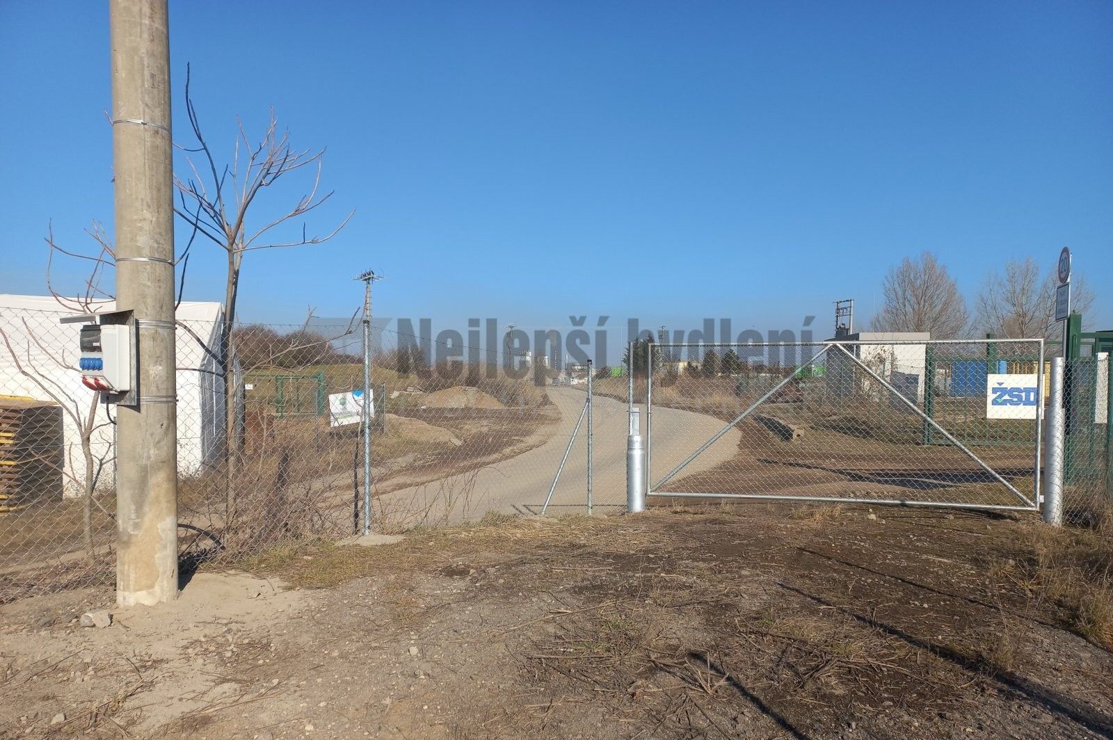 Pronájem komerční pozemek - Brno-Tuřany, Brno, 800 m²