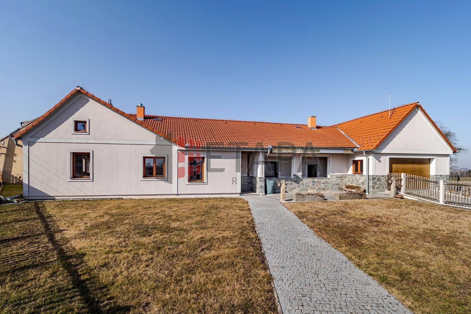 Prodej rodinný dům - Strážkovice, 170 m²