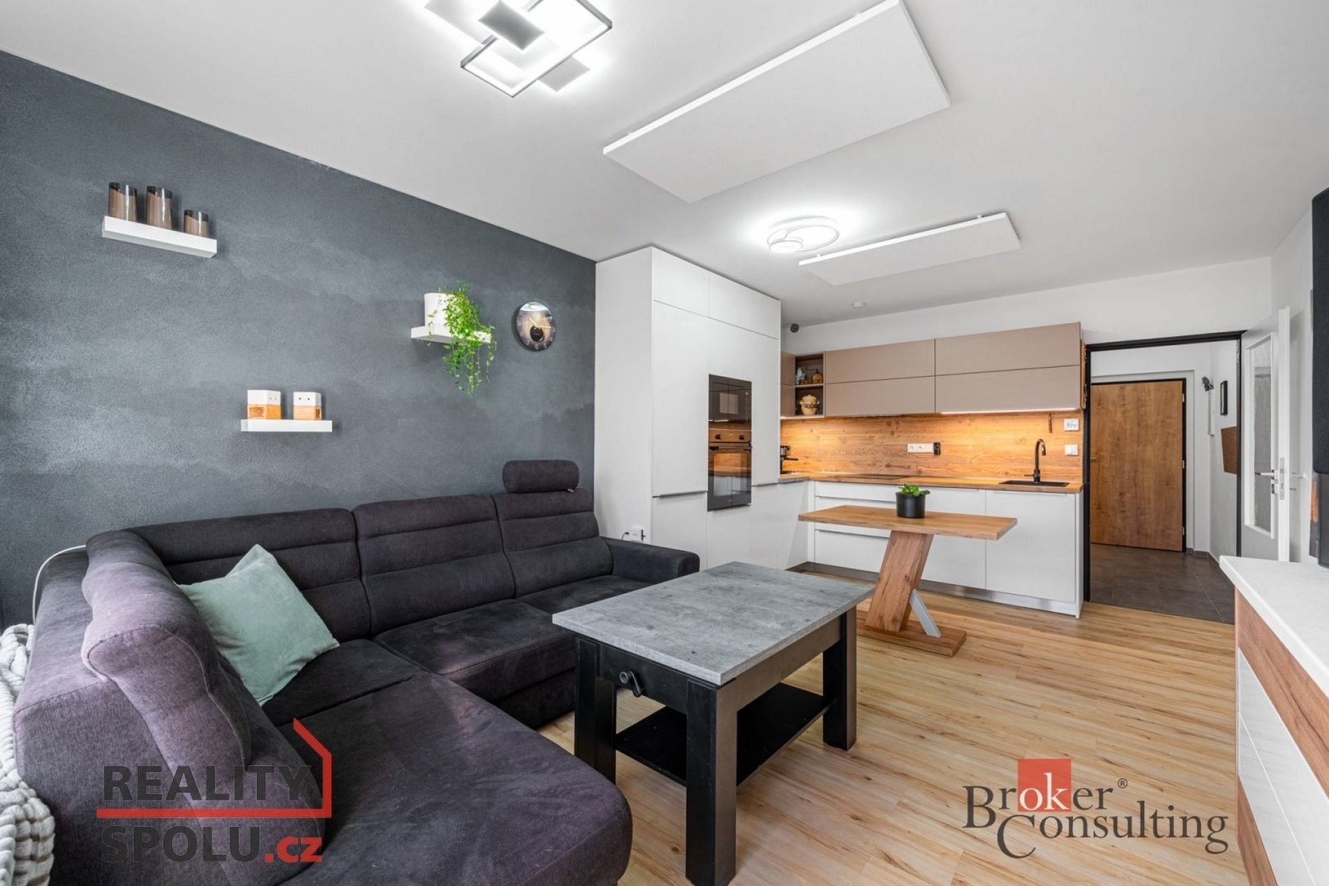 2+kk, Nádražní,Třešť, 50 m²