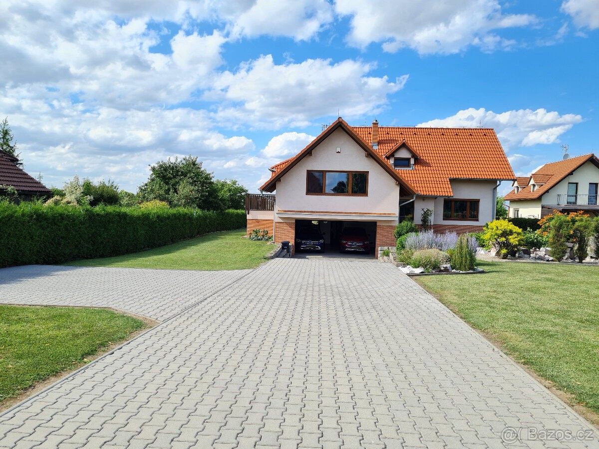 Prodej dům - Nymburk, 288 02, 245 m²