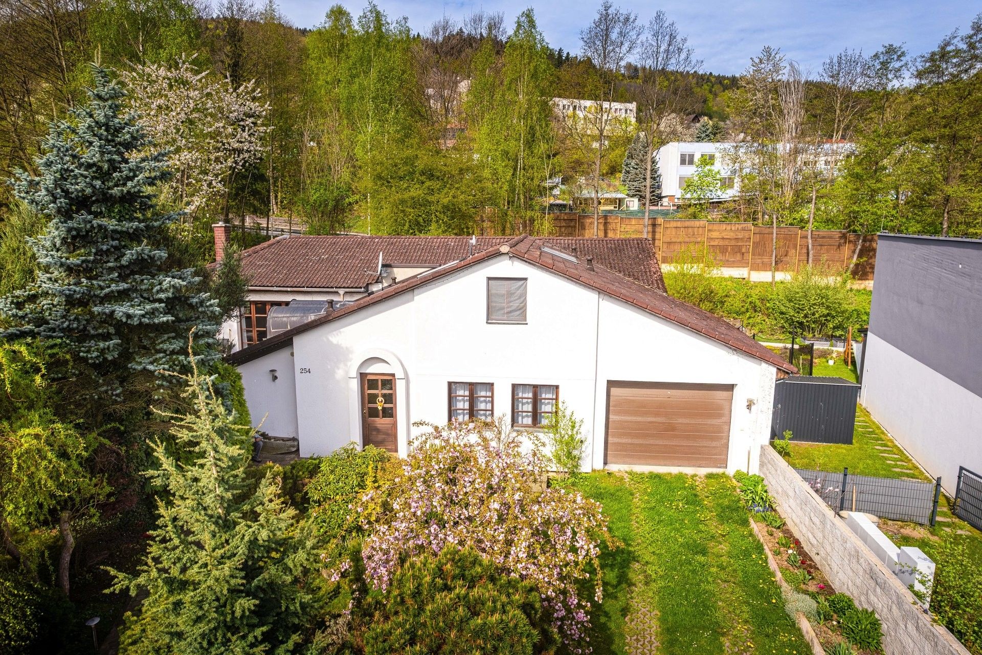 Ostatní, Kaštanová, Prachatice, 209 m²