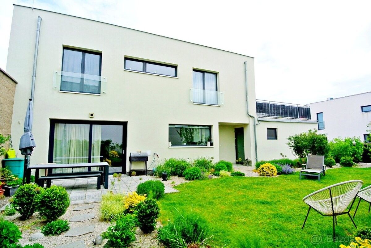 Prodej dům - Unhošť, 273 51, 139 m²
