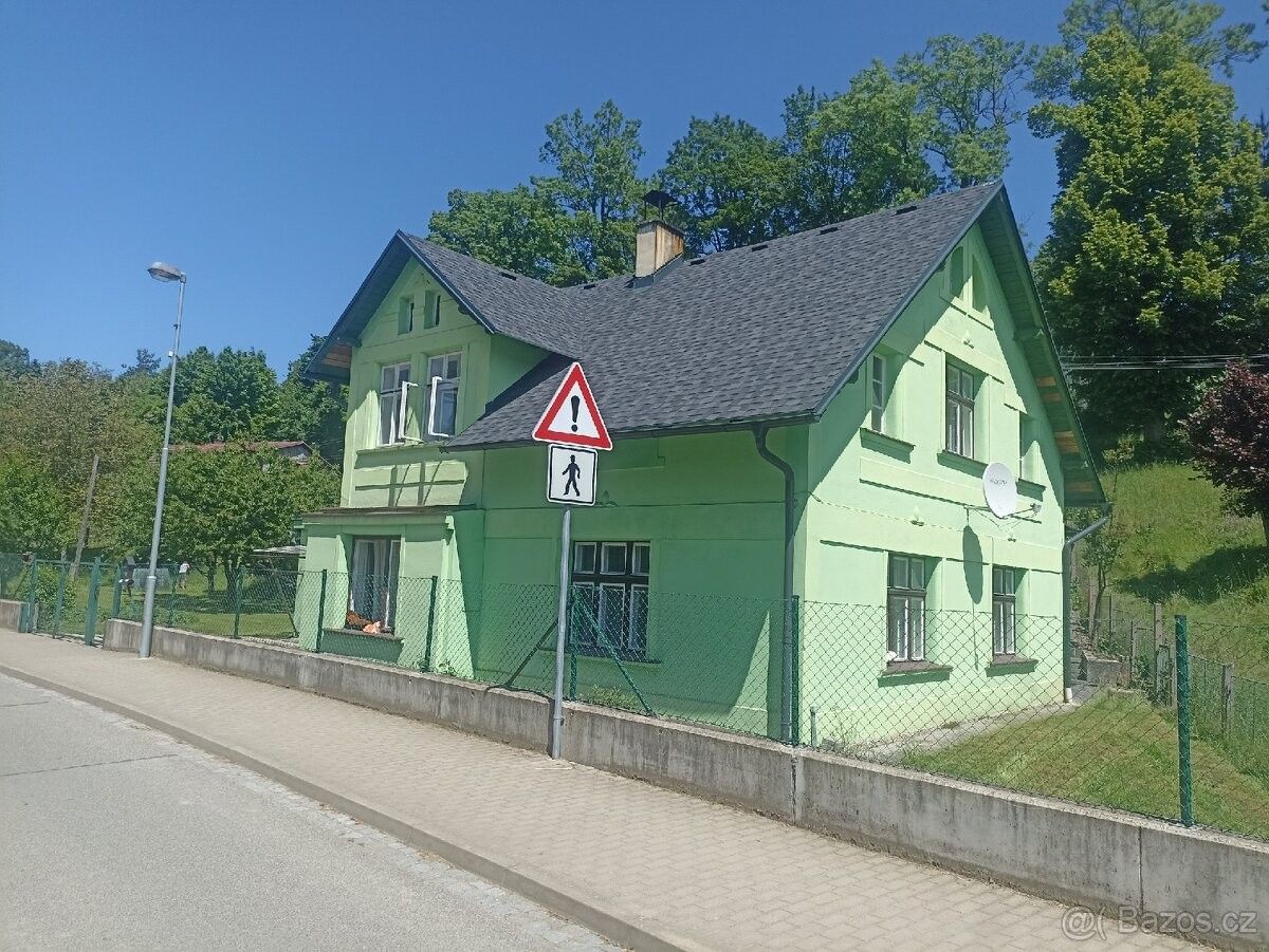 Rodinné domy, Česká Metuje, 549 56