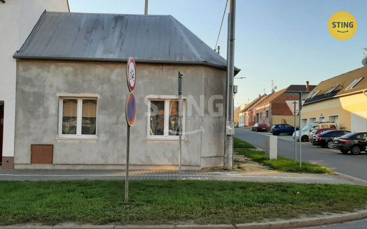 Sklady, Karoliny Světlé, Staré Město, 102 m²