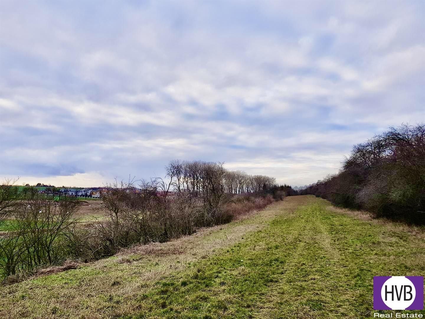 Prodej zemědělský pozemek - Vodochody, 7 272 m²