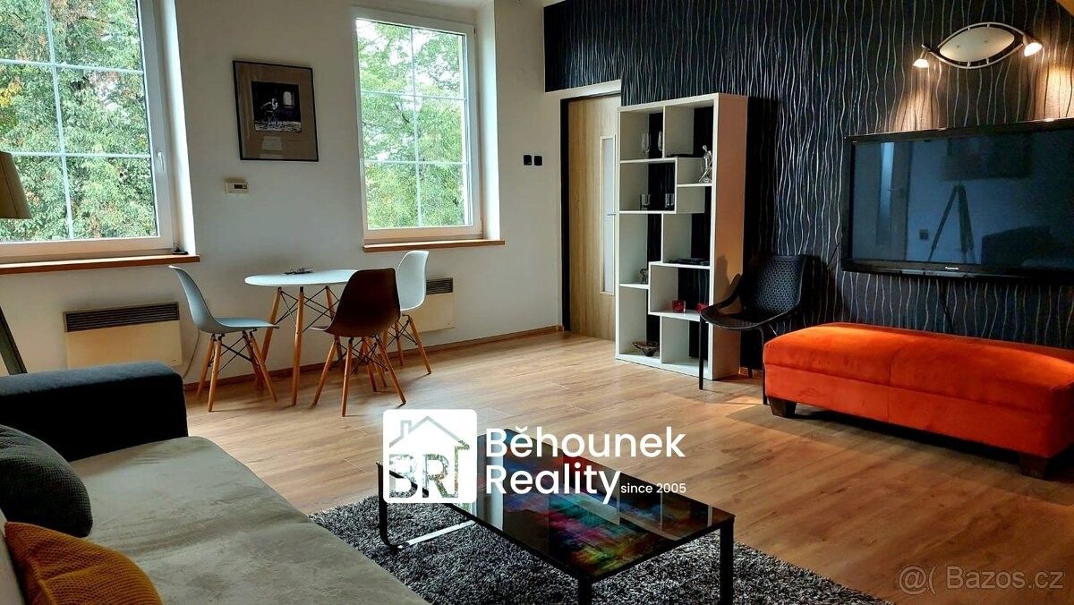 Byty, Tábor, 390 03