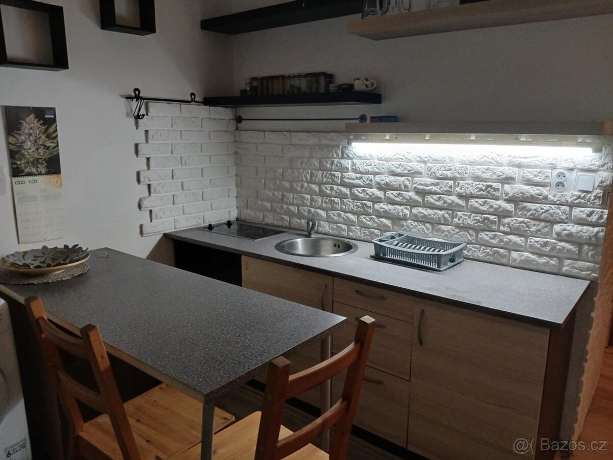 Byty, Mikulov na Moravě, 692 01