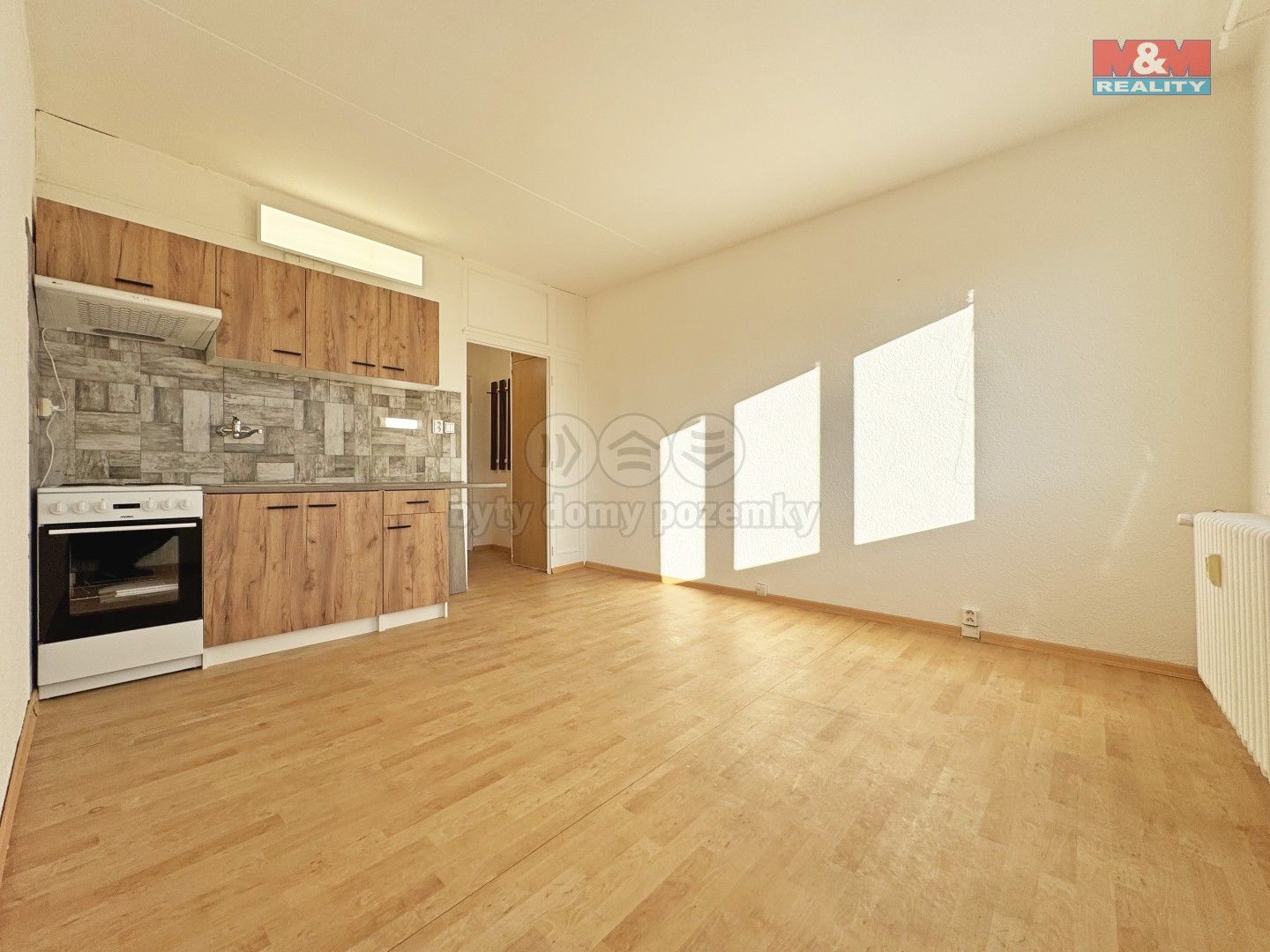 1+kk, Dlouhá, Horní Slavkov, 20 m²