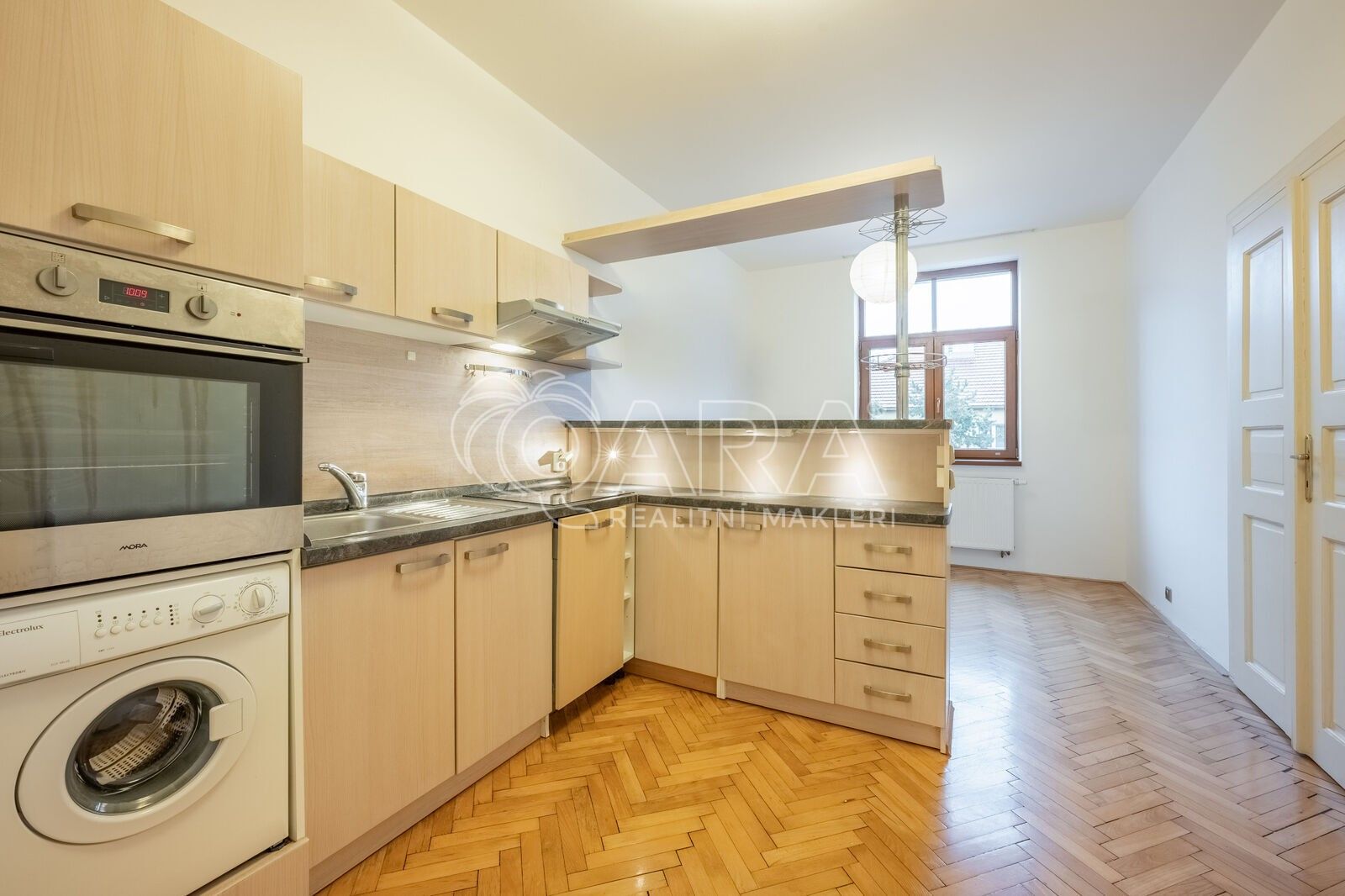 2+kk, U hráze, Praha, 46 m²