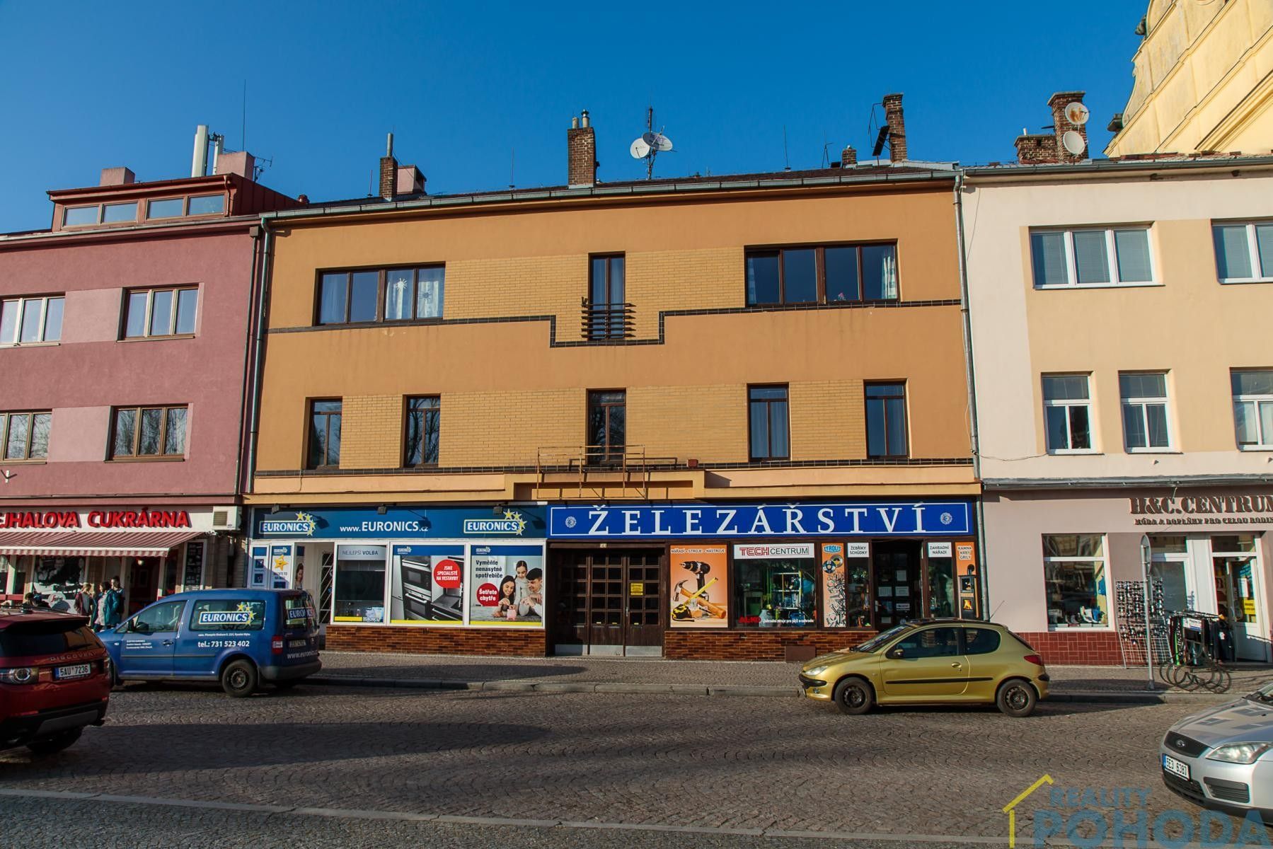 Obchodní prostory, nám. Přemysla Otakara II., Vysoké Mýto, 100 m²