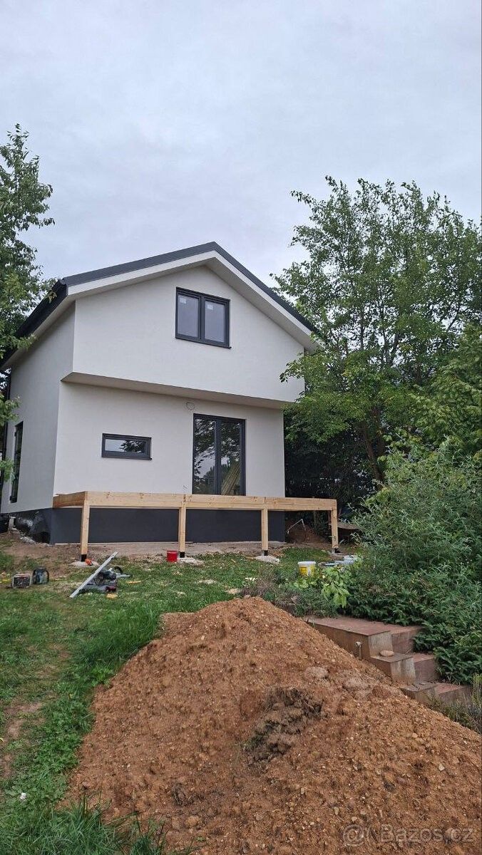 Rodinné domy, Lužec nad Vltavou, 277 06