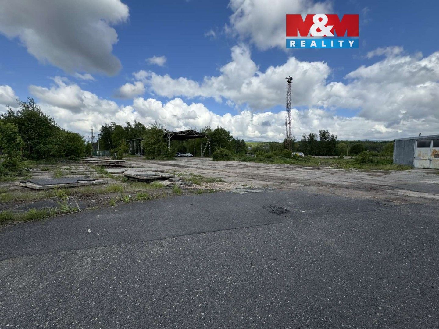 Ostatní, Jezerní, Most, 10 000 m²