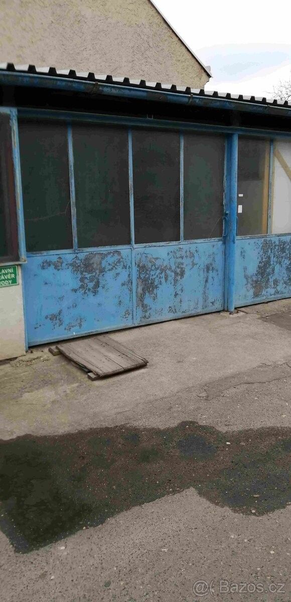 Sklady, Kolín, 280 02