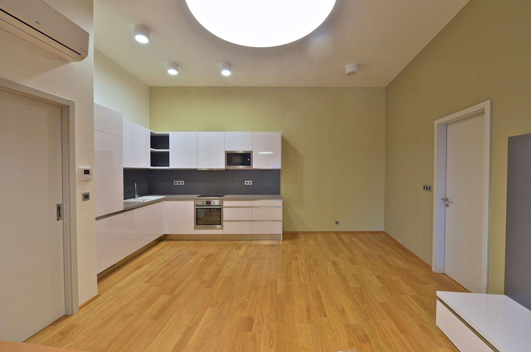 Pronájem byt 2+kk - Husova 594/6, Brno, 59 m²