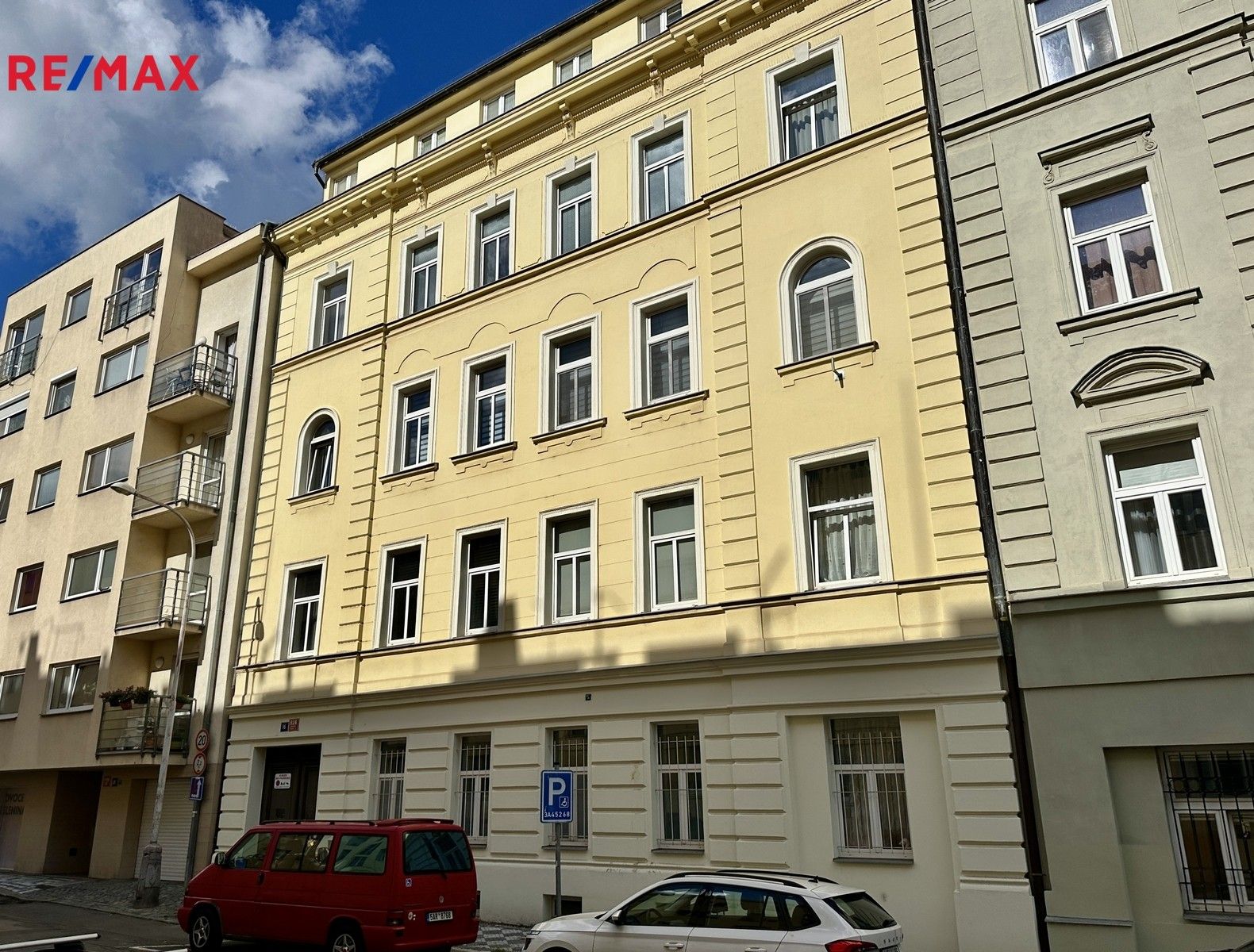 Činžovní domy, Na Neklance, Praha, 736 m²