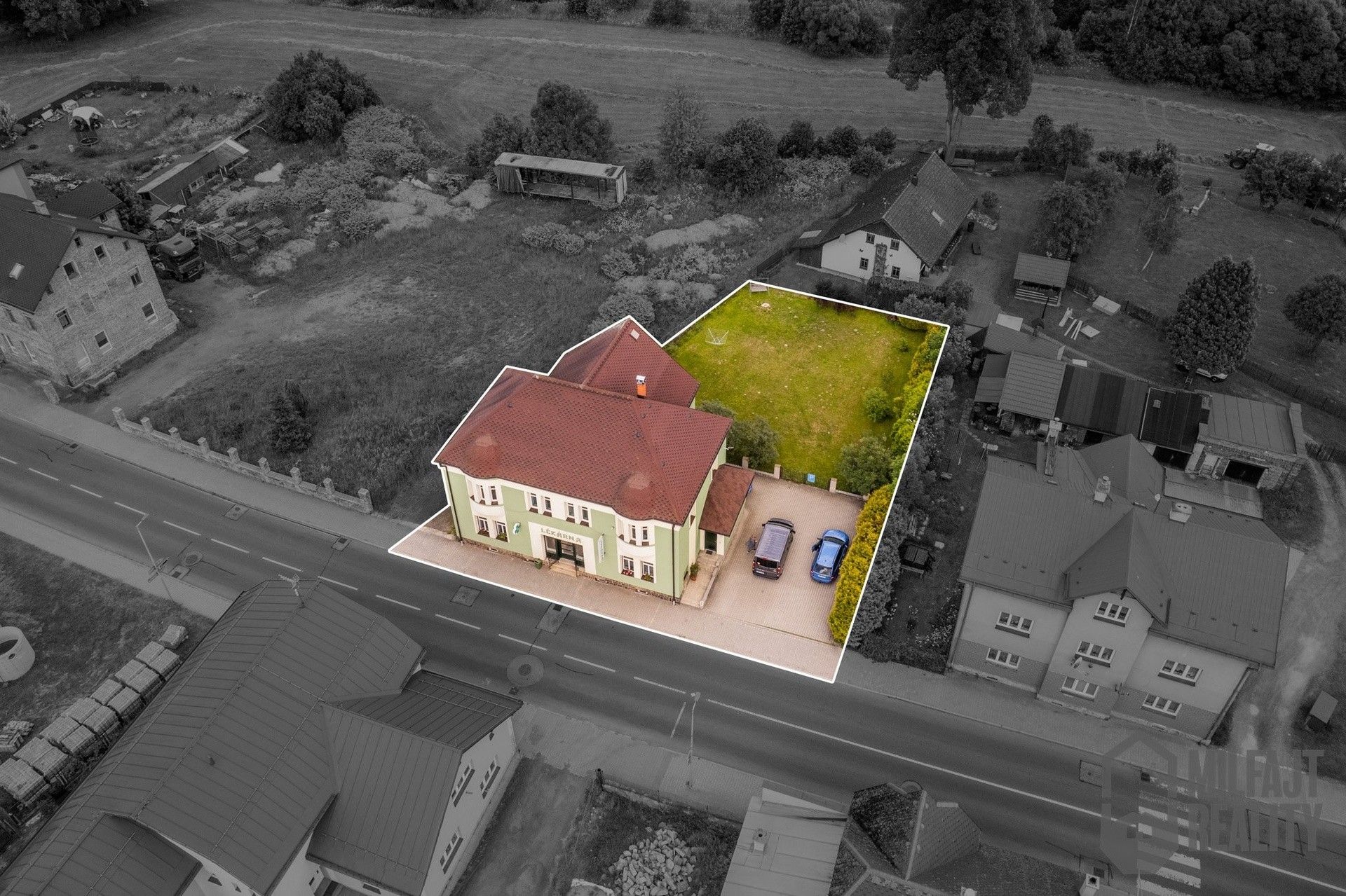 Prodej dům - Velké Hamry, 350 m²