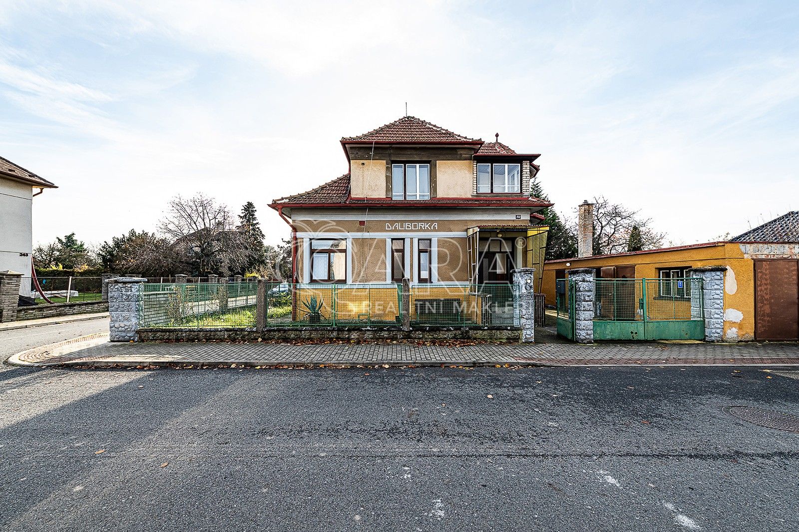 Rodinné domy, Čapkova, Jirny, 136 m²