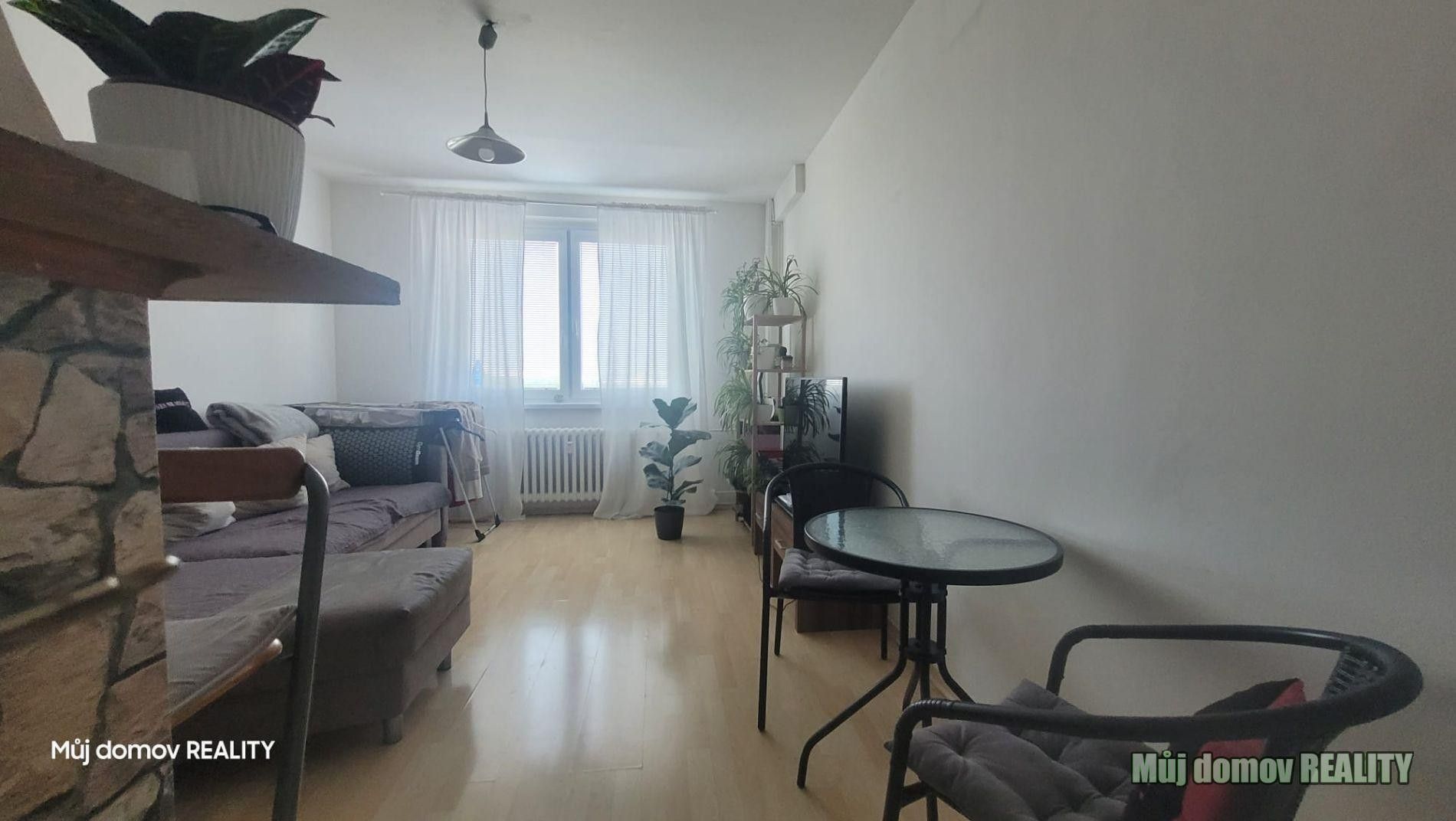 2+kk, Štúrova, Praha, 40 m²